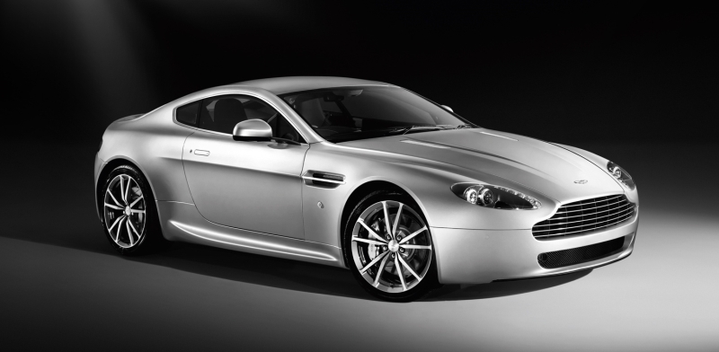 Zdjęcia auta Aston Martin Vantage Coupe 4.3 V8