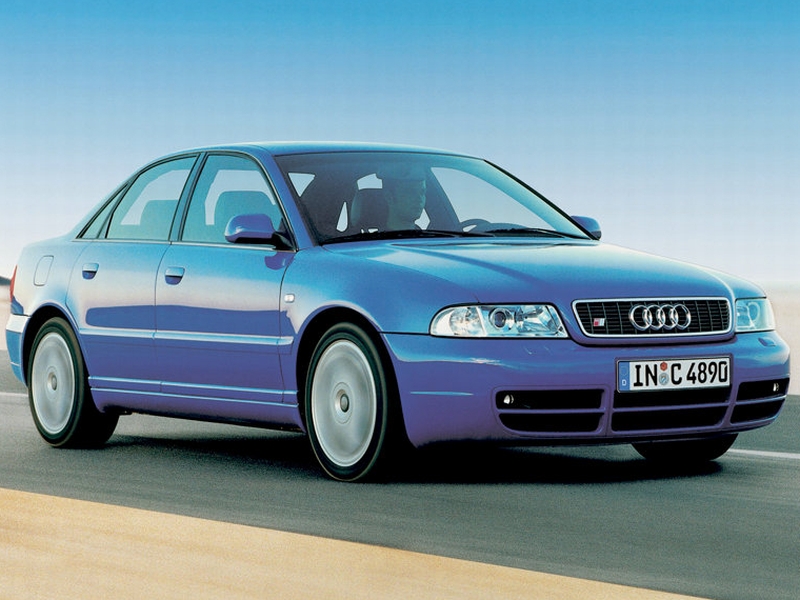 Zdjęcia auta Audi S4 (B5) 2.7 T quattro