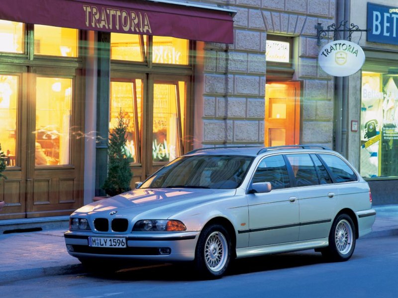 Zdjęcia auta BMW Seria 5 Touring (E39) 530d