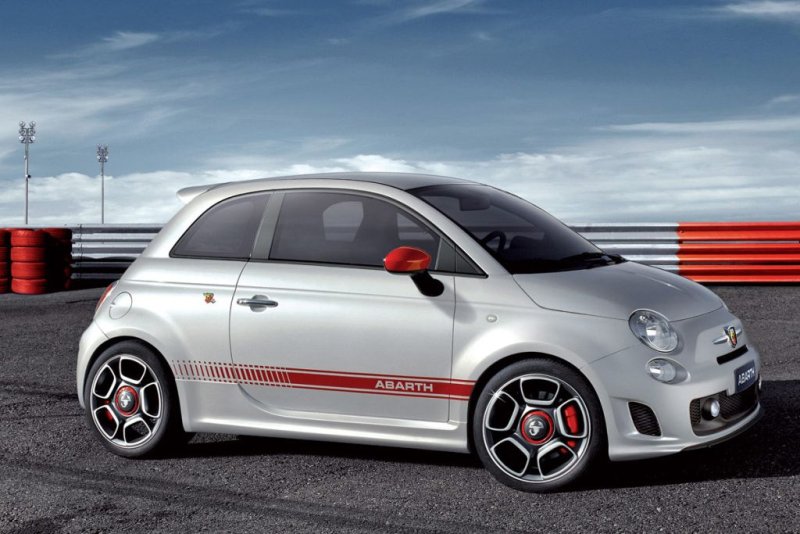 Zdjęcia auta Fiat 500 Abarth 500 1.4 16V TURBO T-JET automat