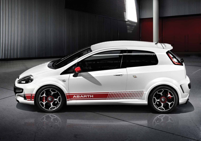 Zdjęcia auta Fiat Punto Evo Abarth 1.4 16V MultiAir Turbo Start&Stop