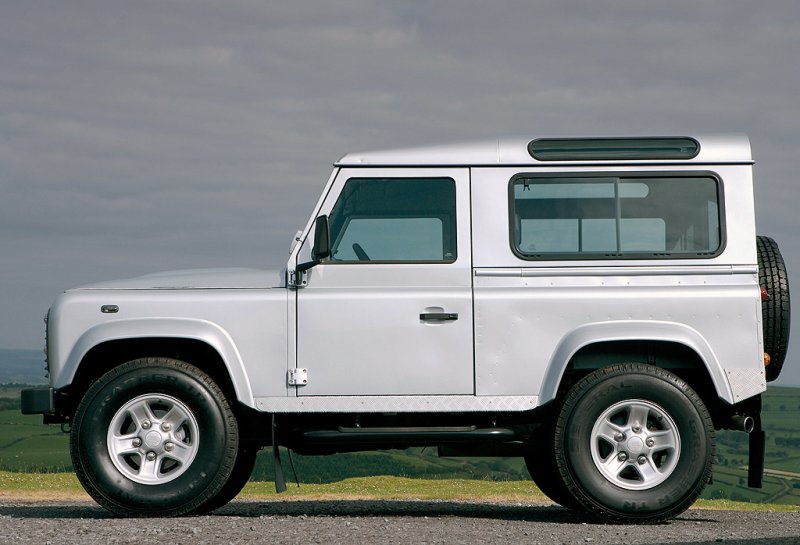 Zdjęcia auta Land Rover Defender 2.2 TD4 DPF 90 Station Wagon