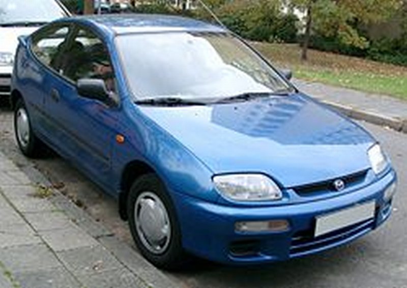 Zdjęcia auta Mazda 323 V P 2.0 D