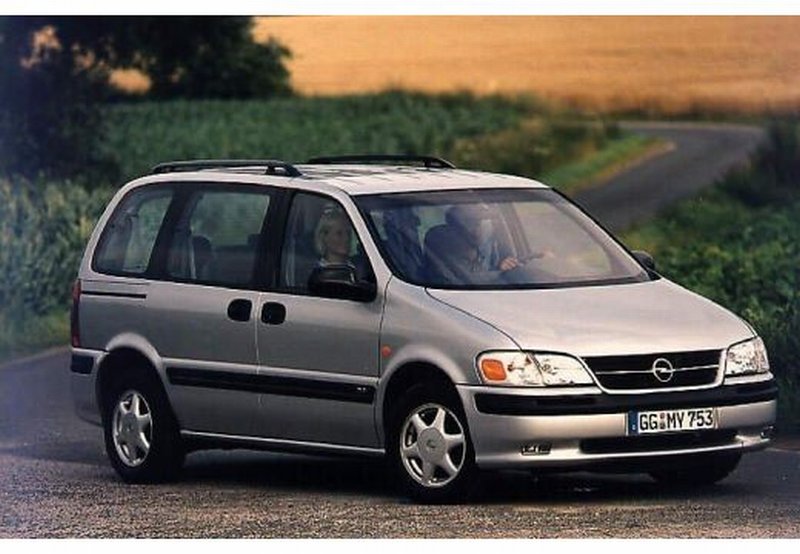 Zdjęcia auta Opel Sintra 2.2 DTI